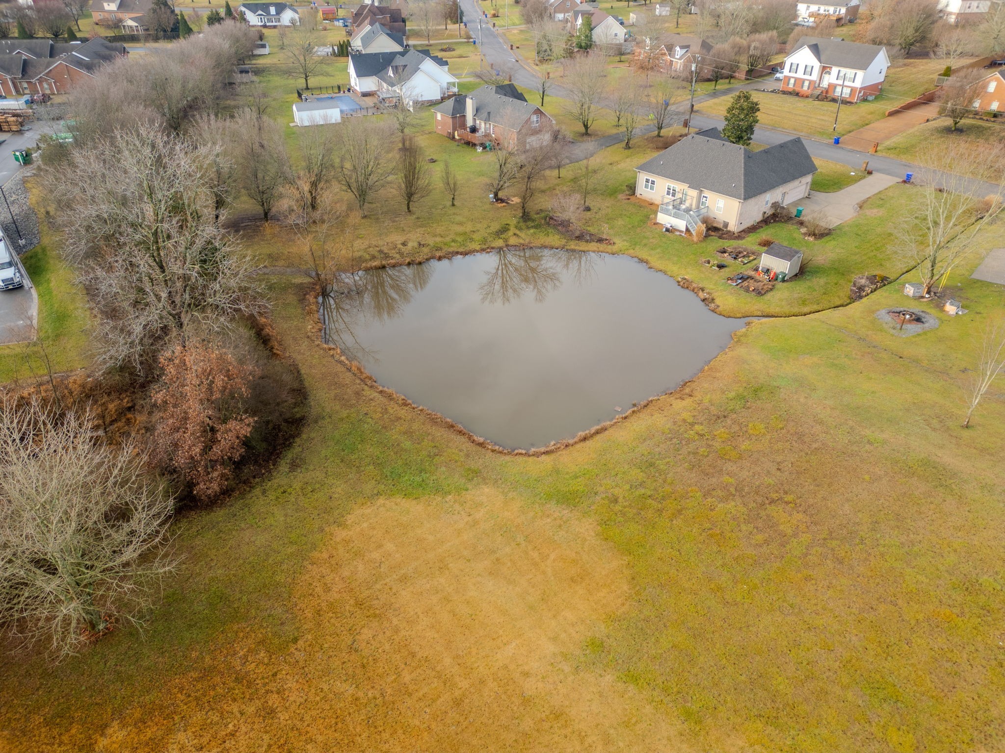232 Raymond Hirsch Parkway White House TN 37188