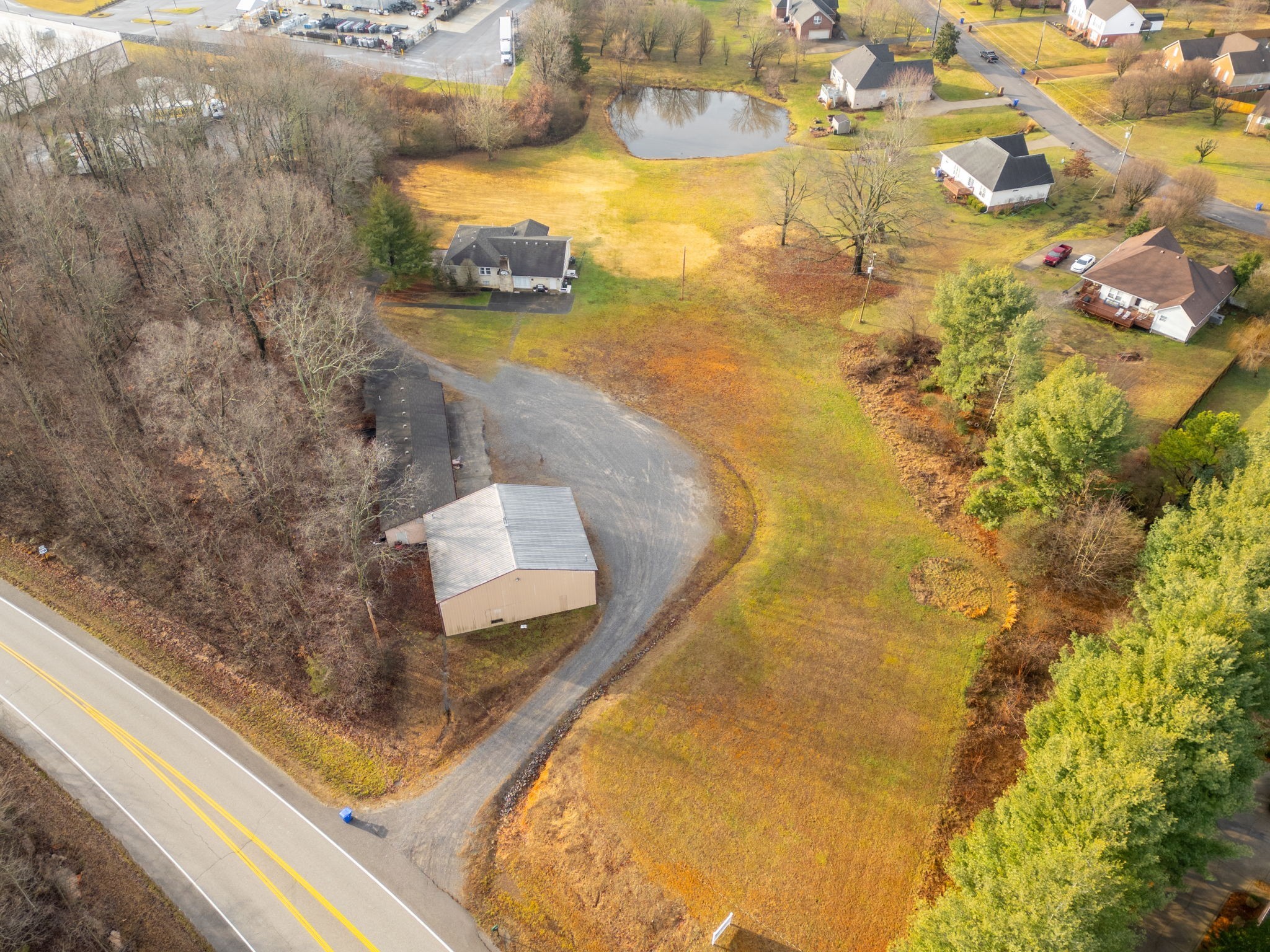 232 Raymond Hirsch Parkway White House TN 37188