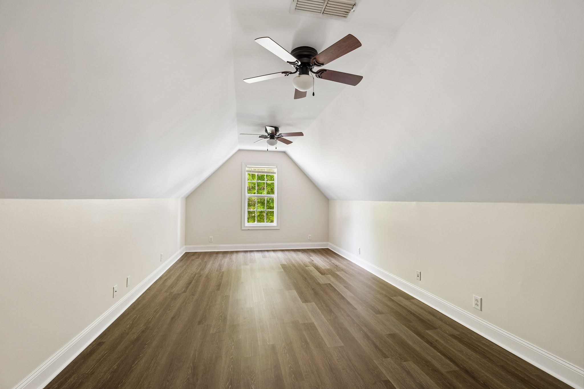 5442 Saint Ives Drive Murfreesboro TN 37128