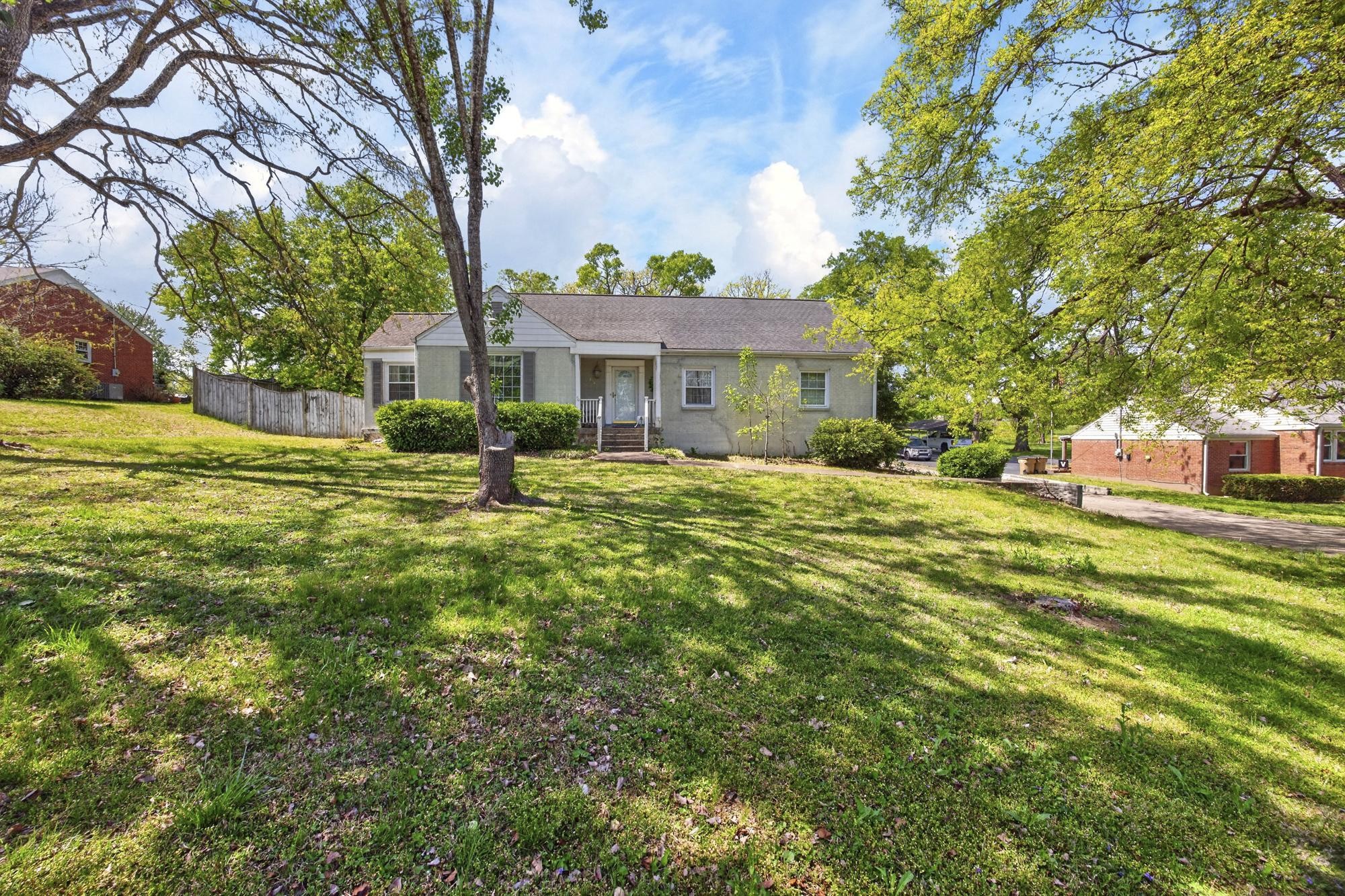 116 S Graycroft Avenue Madison TN 37115