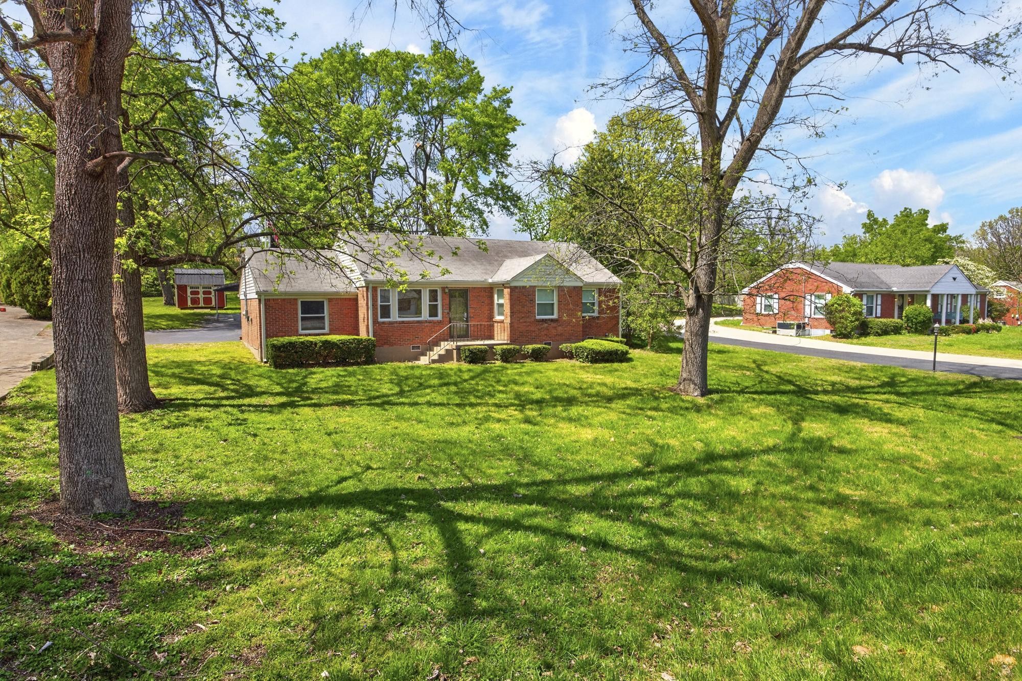 116 S Graycroft Avenue Madison TN 37115