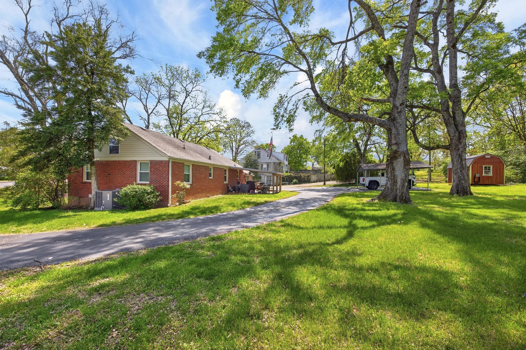 116 S Graycroft Avenue Madison TN 37115