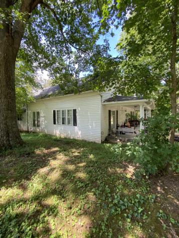 3566 Williamsport Pike Williamsport TN 38487