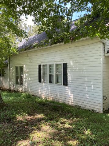 3566 Williamsport Pike Williamsport TN 38487