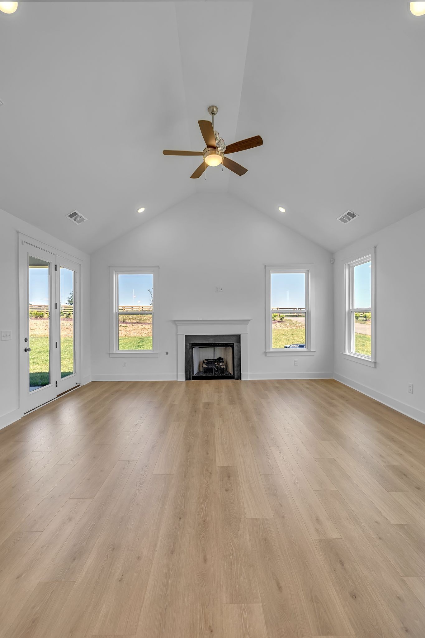 698 Conifer Drive Spring Hill TN 37174