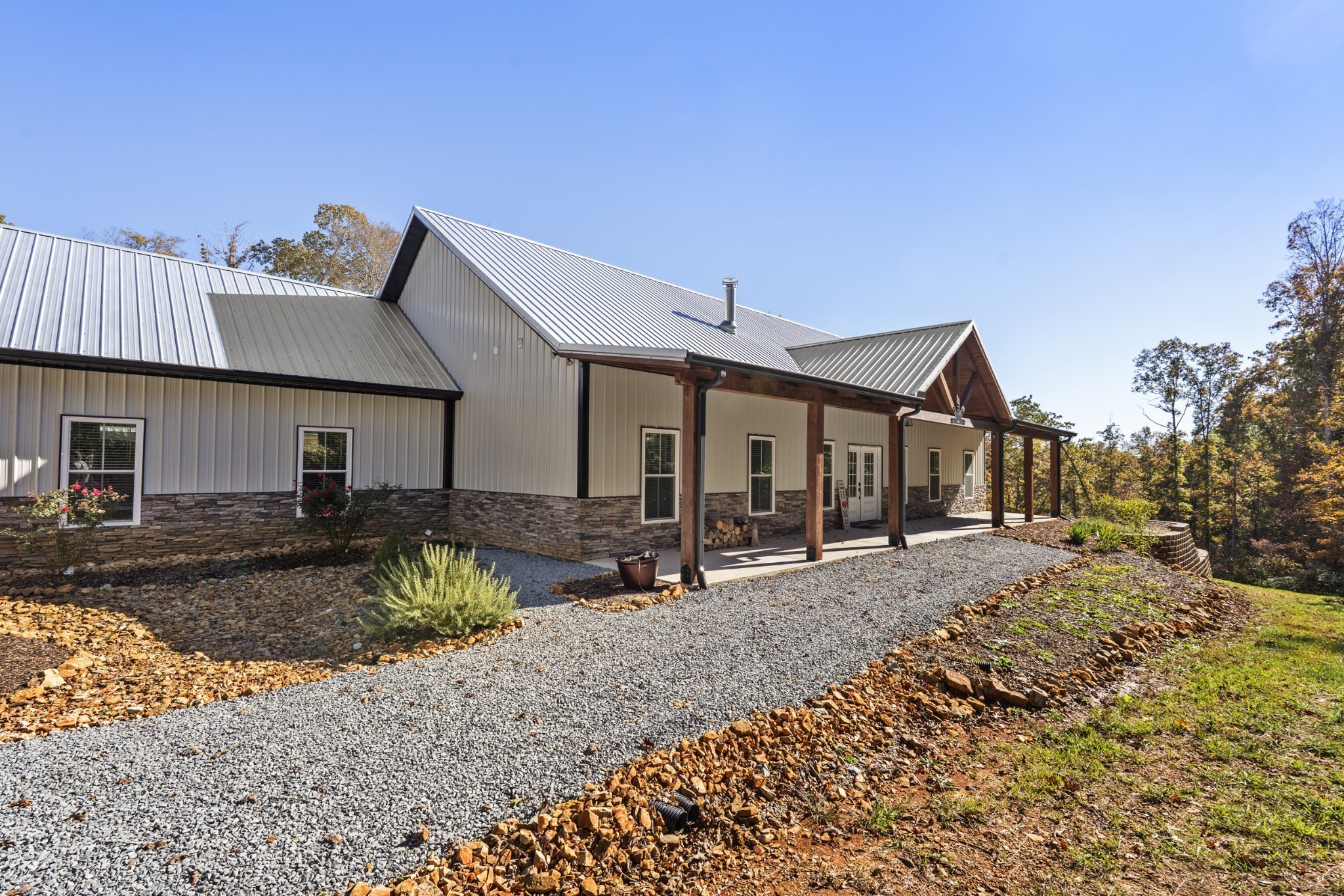 594 Highway 100 Centerville TN 37033