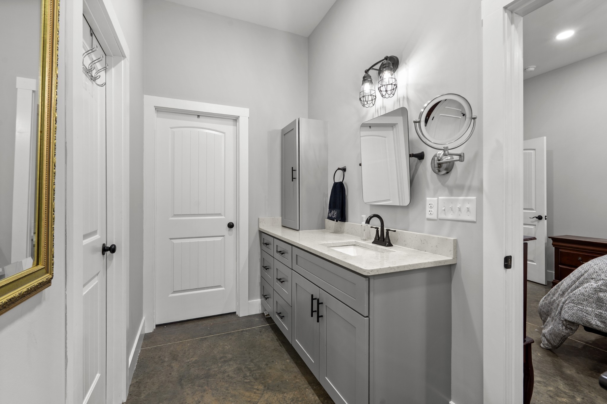 594 Highway 100 Centerville TN 37033