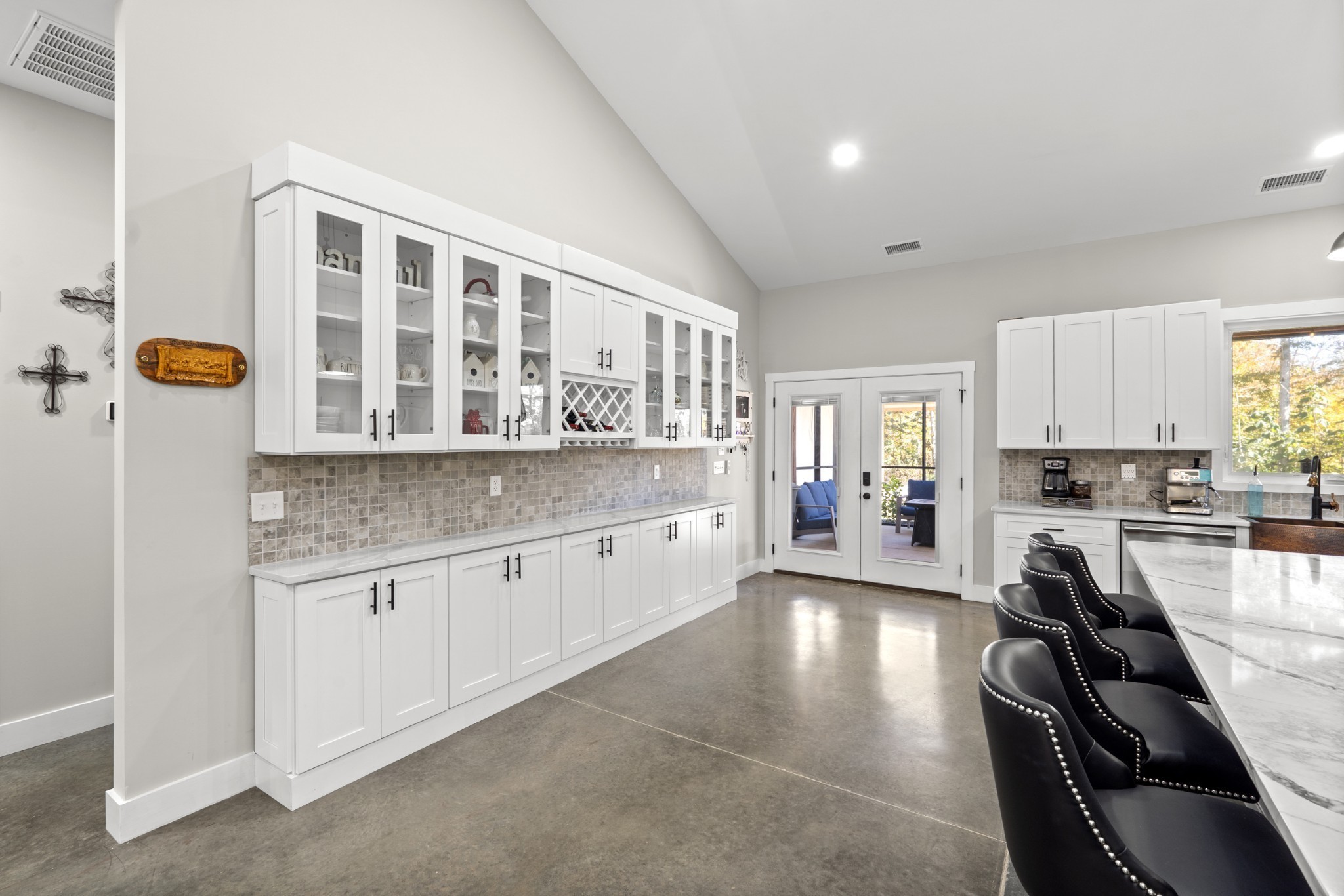 594 Highway 100 Centerville TN 37033