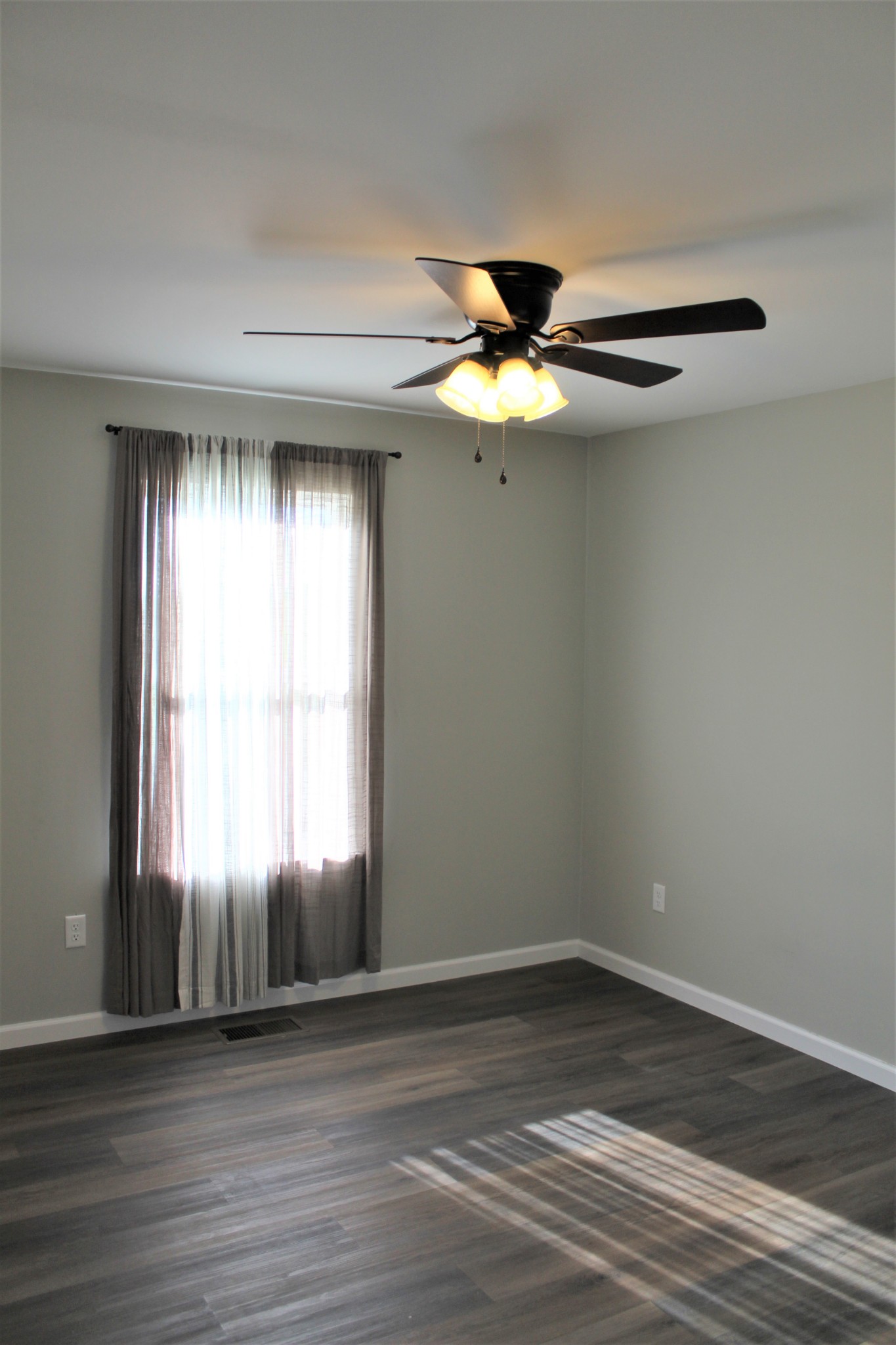 240 Luster Lane Hartsville TN 37074