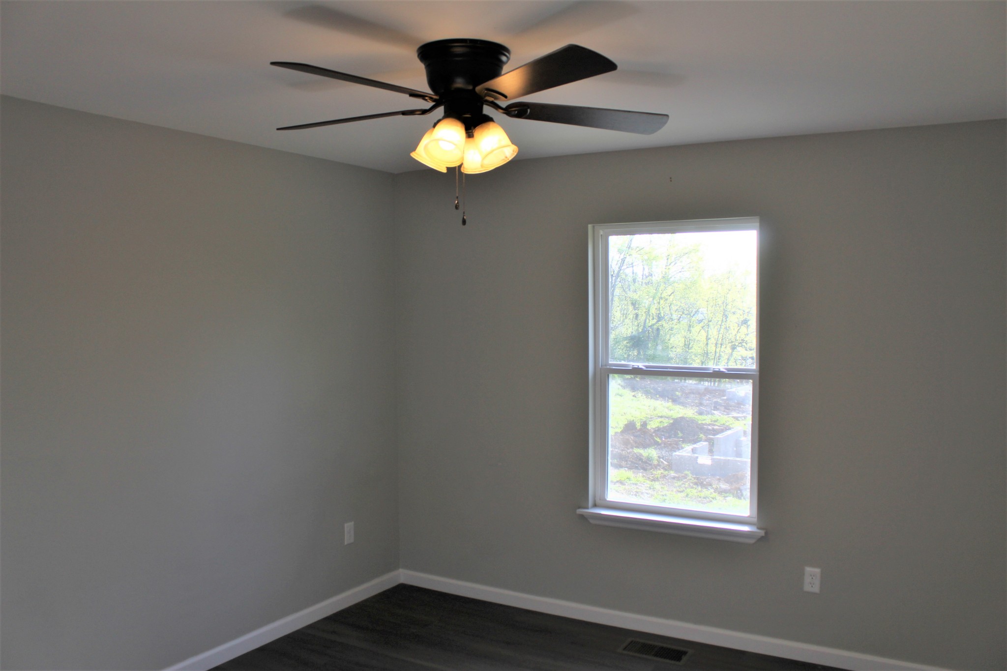 240 Luster Lane Hartsville TN 37074