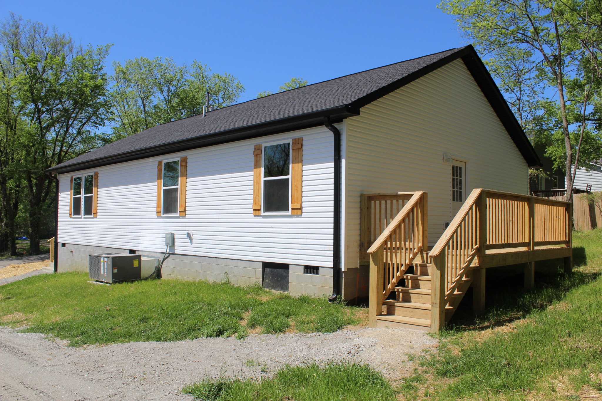 240 Luster Lane Hartsville TN 37074
