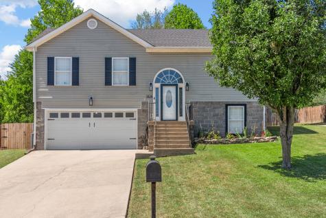 1108 Gunpoint Drive Clarksville TN 37042