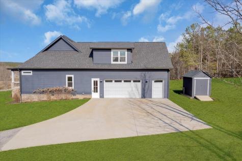 1115 River Bluffs Drive Jasper TN 37347