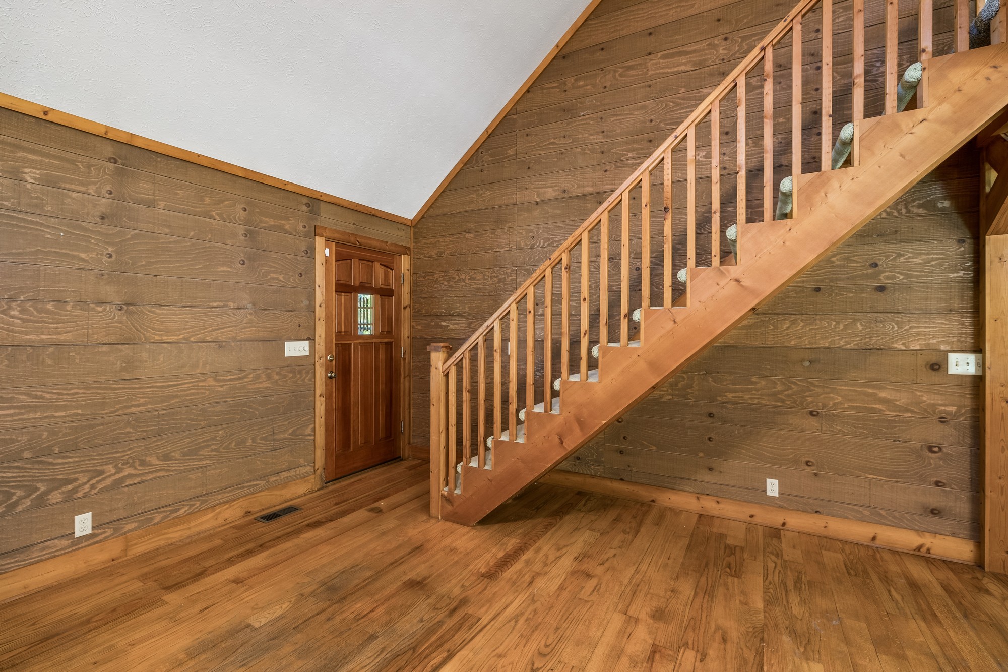 1650 Dickens Hill Road Bradyville TN 37026