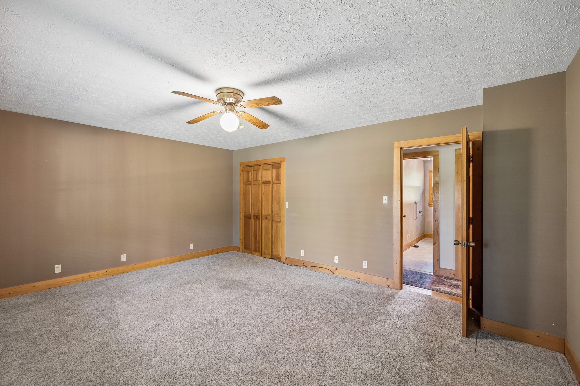 1650 Dickens Hill Road Bradyville TN 37026