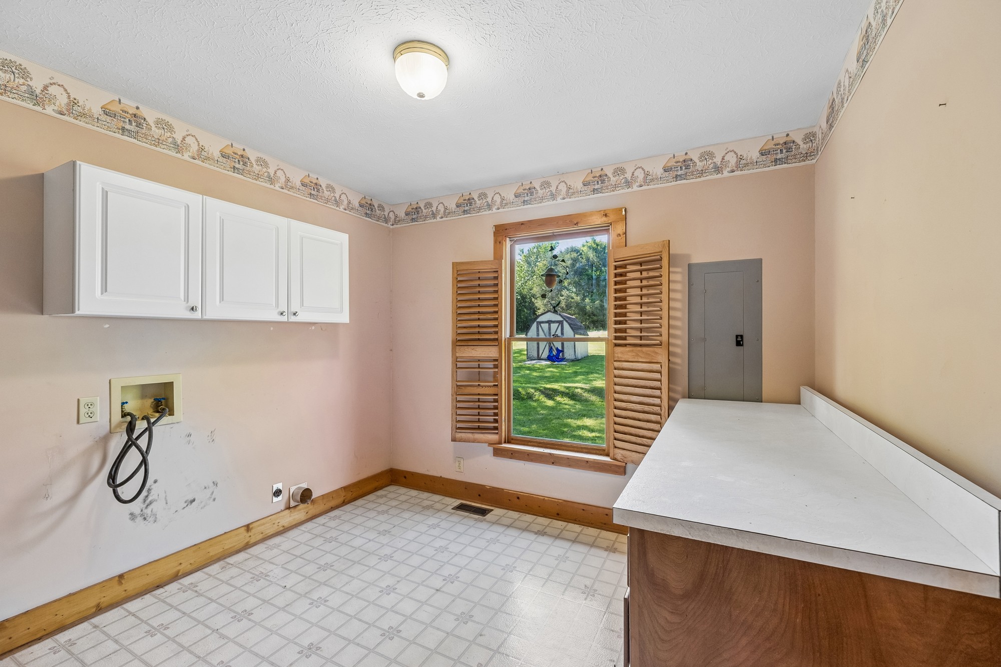 1650 Dickens Hill Road Bradyville TN 37026