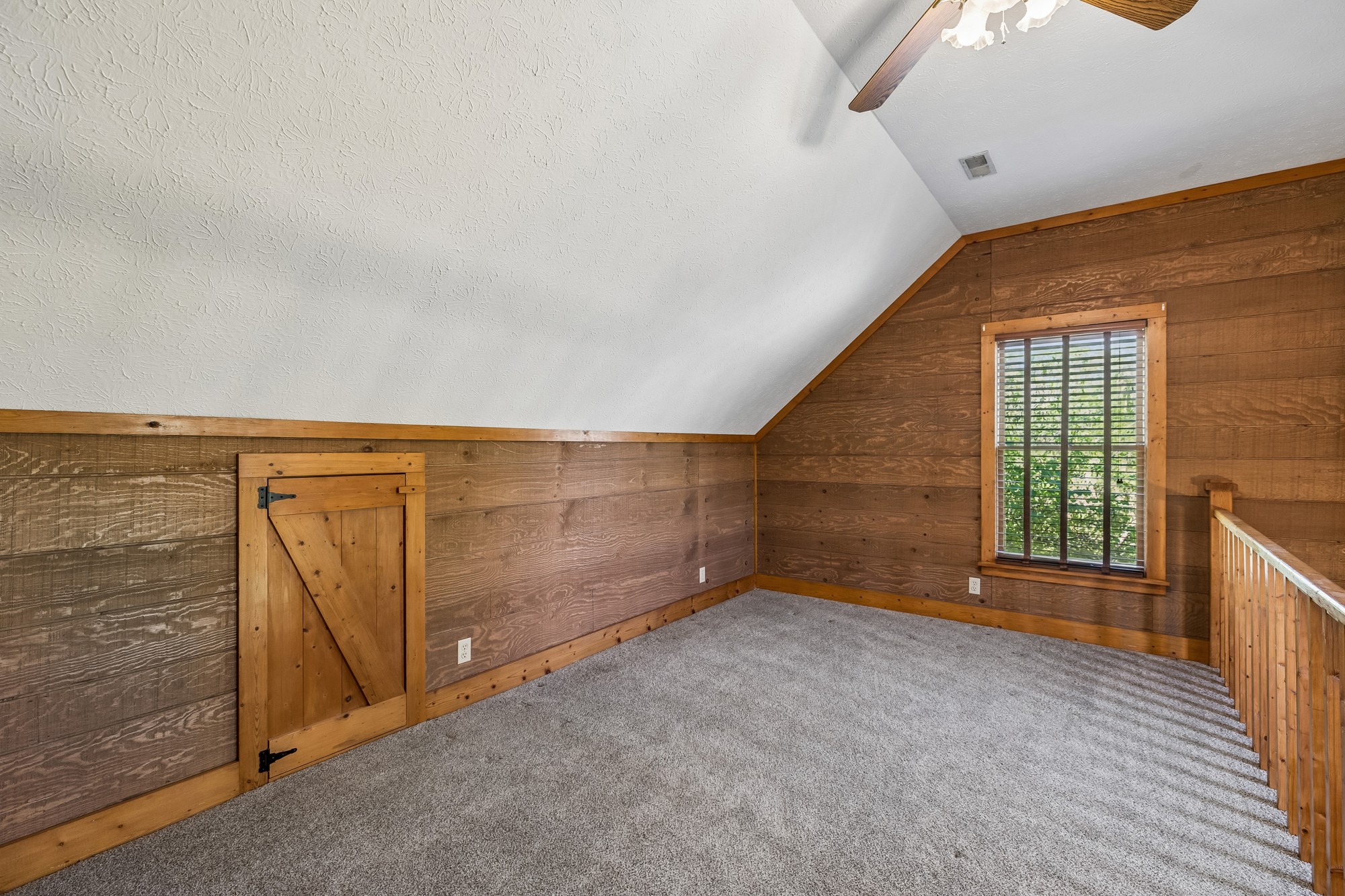 1650 Dickens Hill Road Bradyville TN 37026