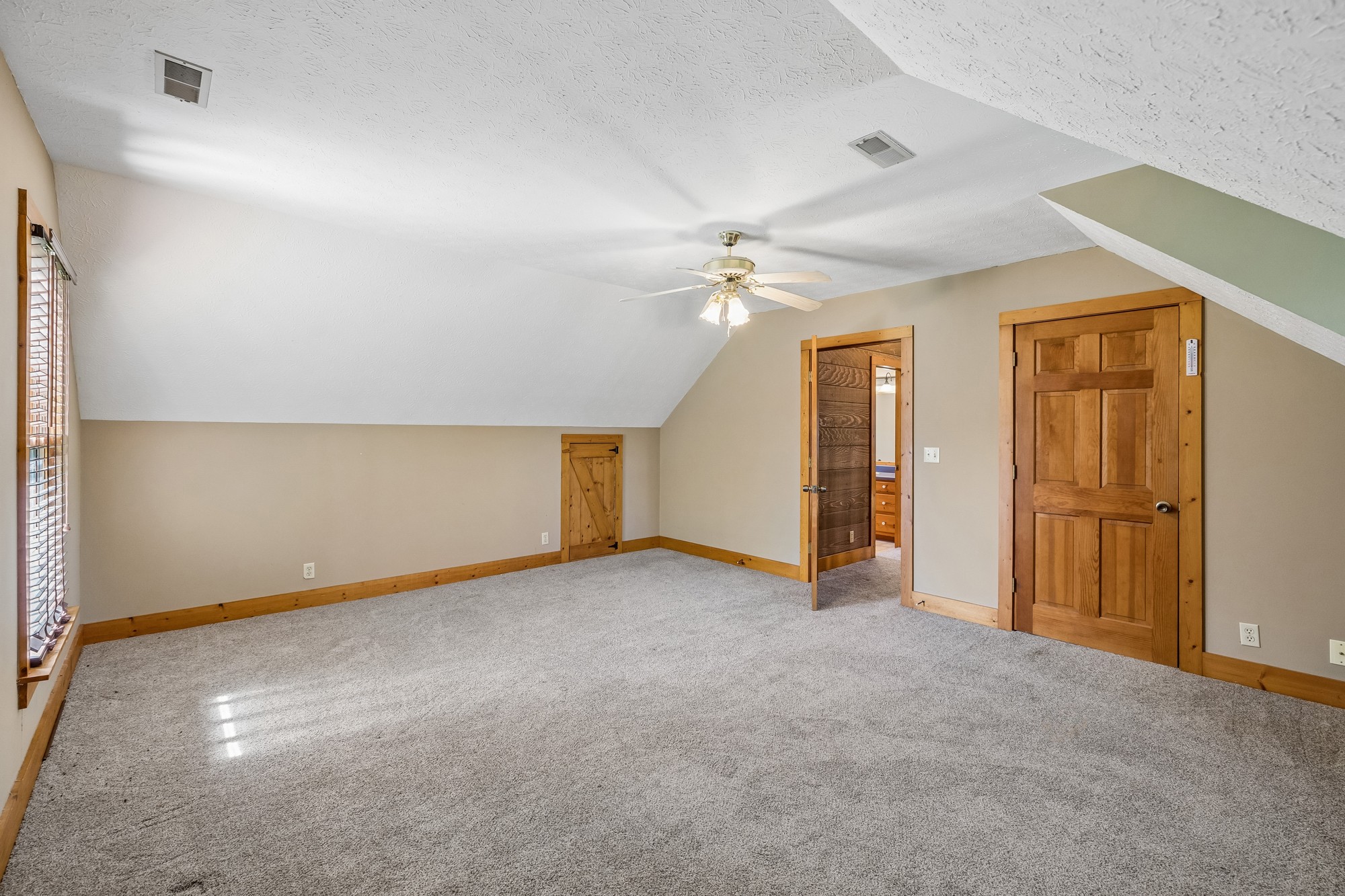 1650 Dickens Hill Road Bradyville TN 37026
