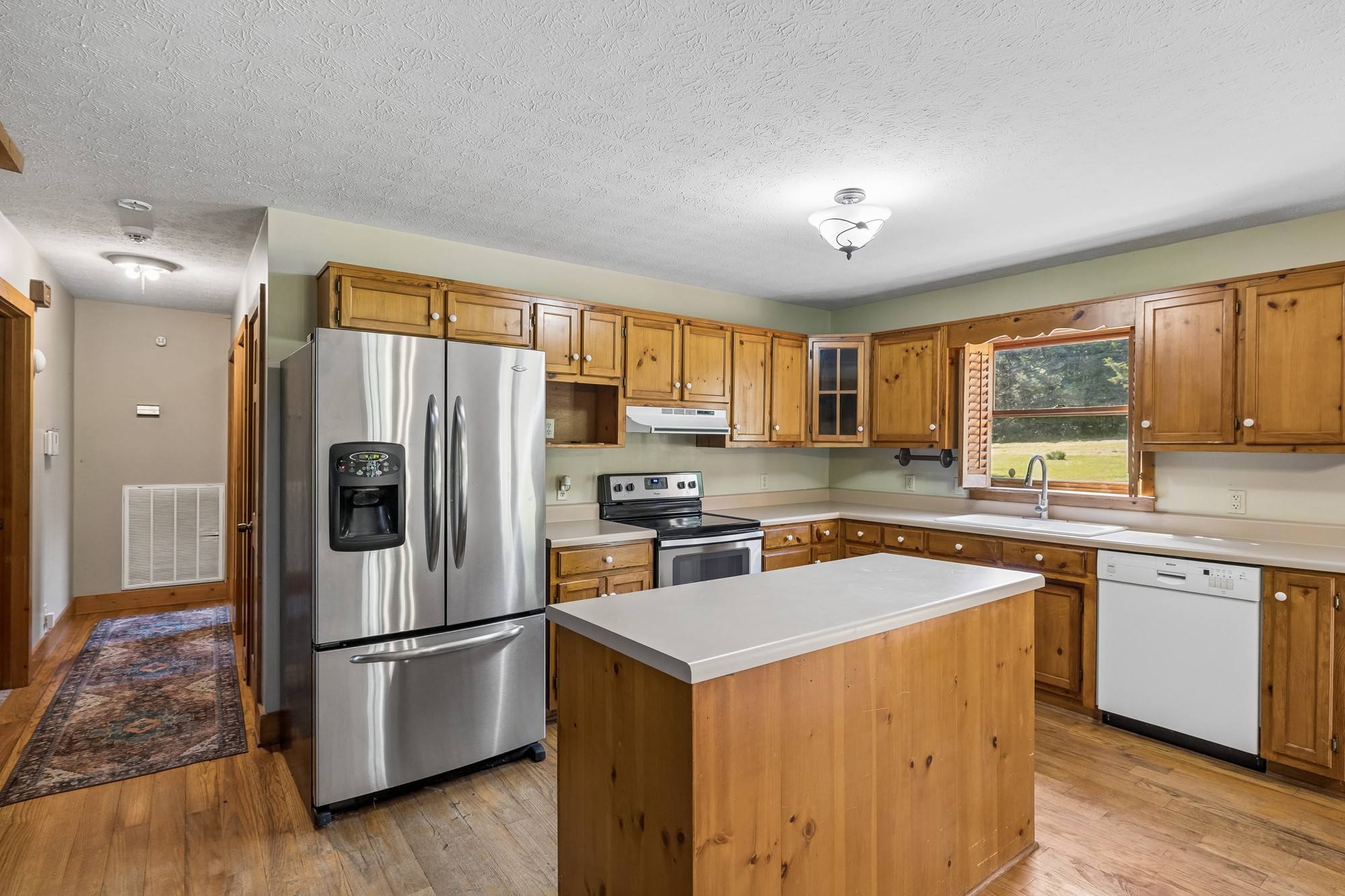 1650 Dickens Hill Road Bradyville TN 37026