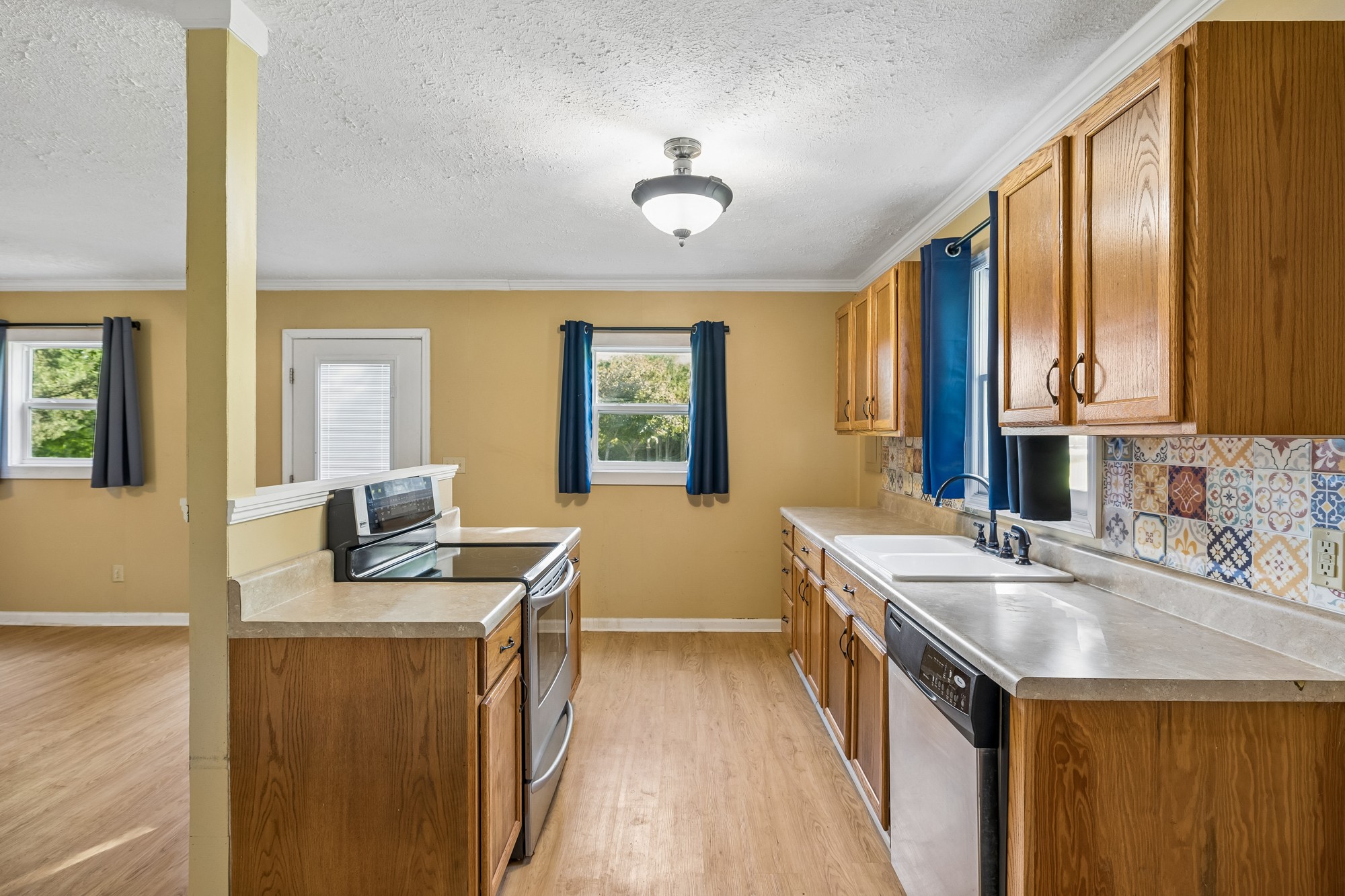 1650 Dickens Hill Road Bradyville TN 37026