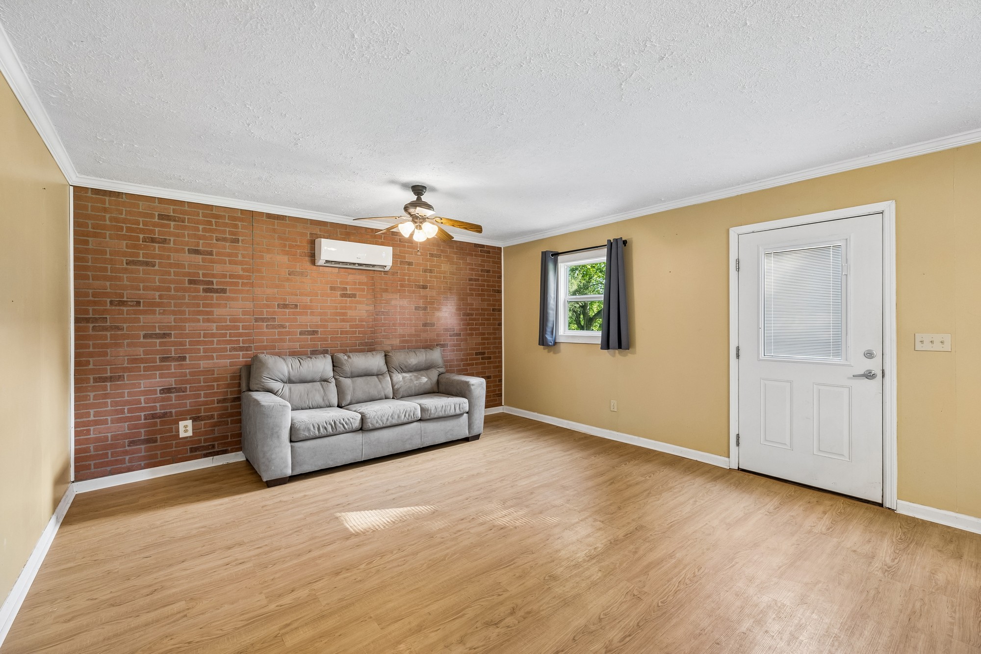 1650 Dickens Hill Road Bradyville TN 37026