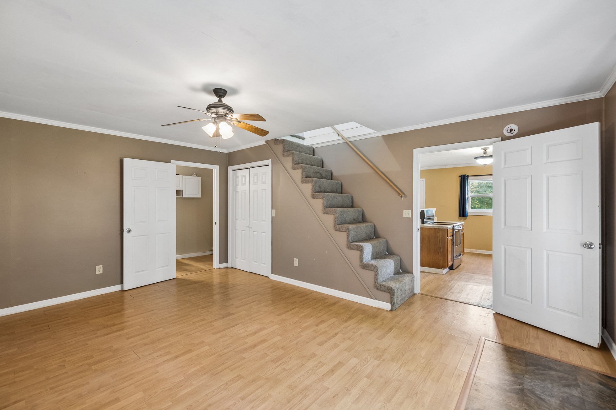 1650 Dickens Hill Road Bradyville TN 37026