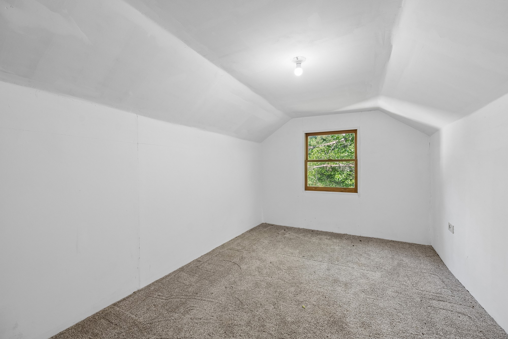 1650 Dickens Hill Road Bradyville TN 37026