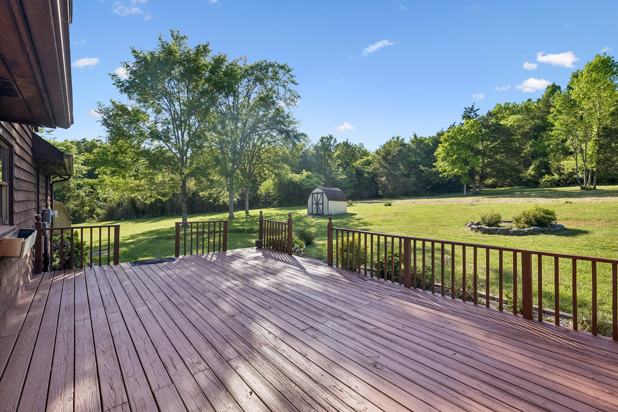 1650 Dickens Hill Road Bradyville TN 37026