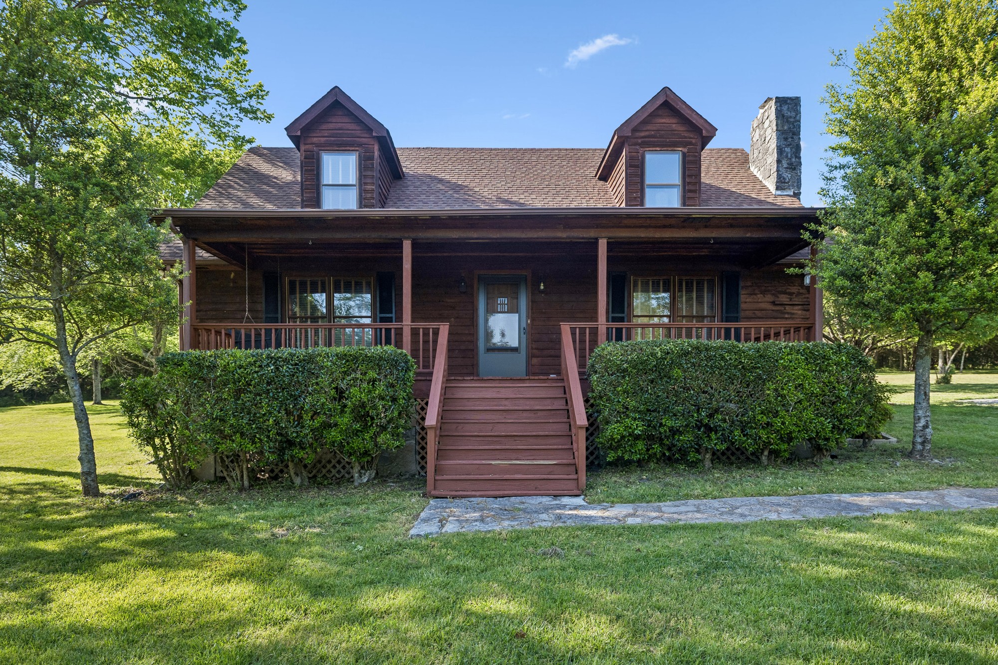 1650 Dickens Hill Road Bradyville TN 37026