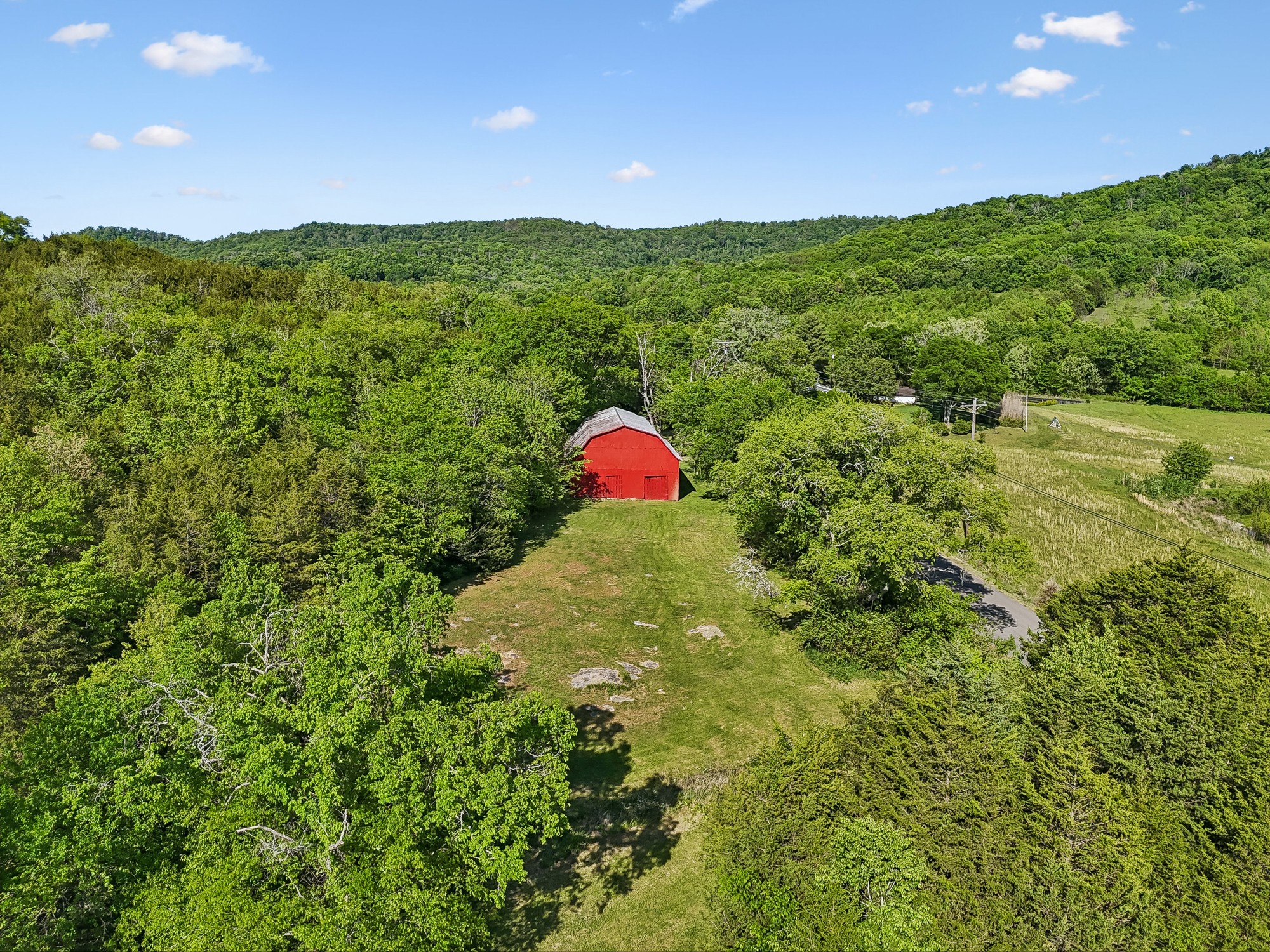1650 Dickens Hill Road Bradyville TN 37026