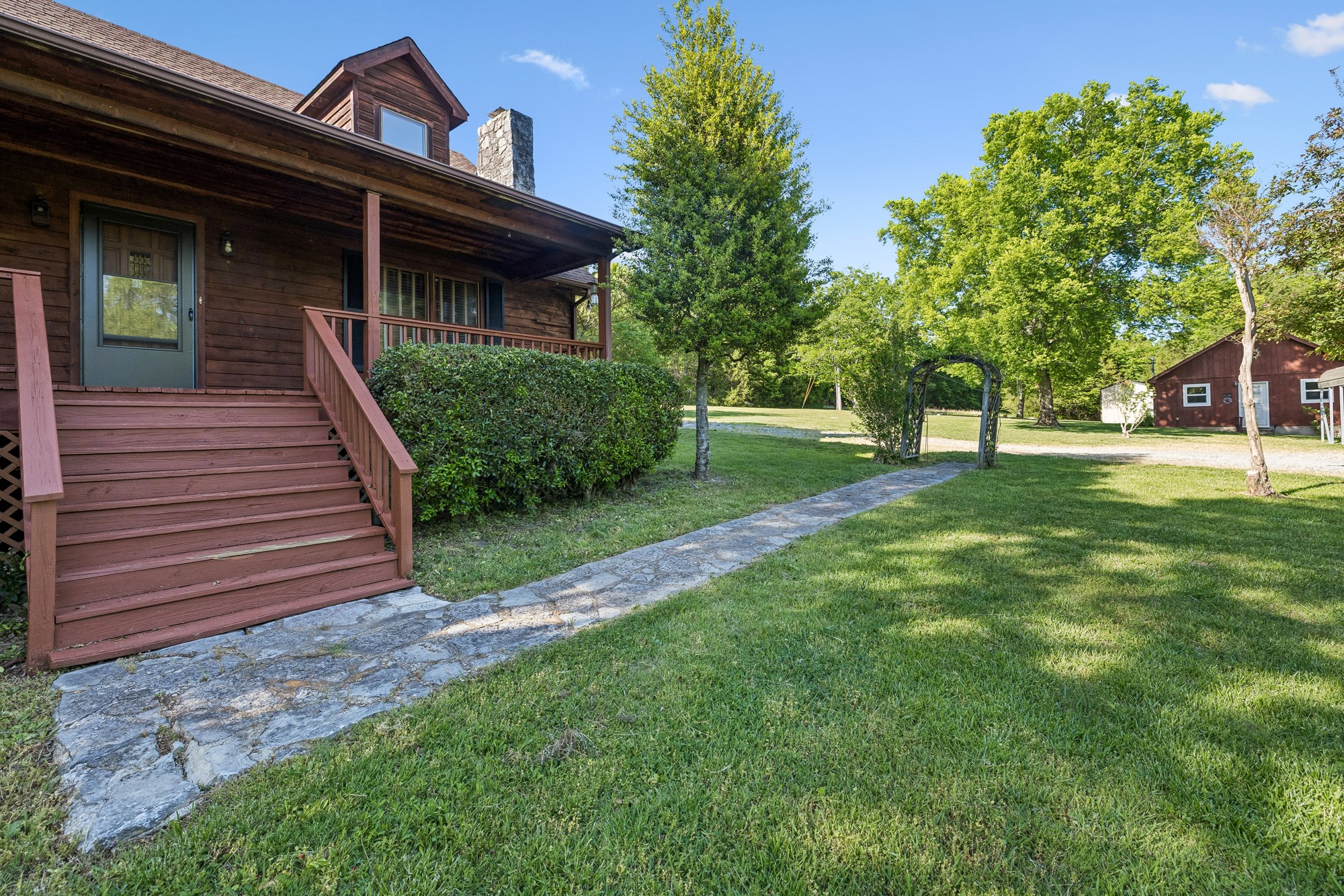 1650 Dickens Hill Road Bradyville TN 37026
