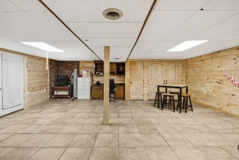 630 Lakeview Circle Tennessee Ridge TN 37178