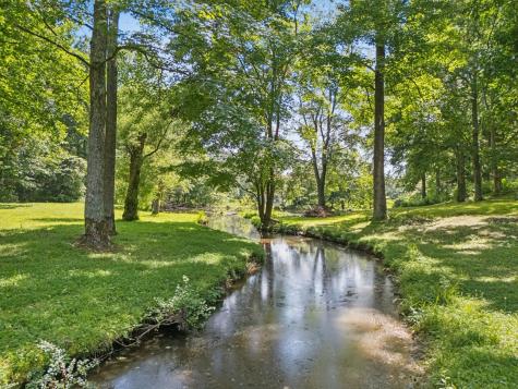 630 Lakeview Circle Tennessee Ridge TN 37178