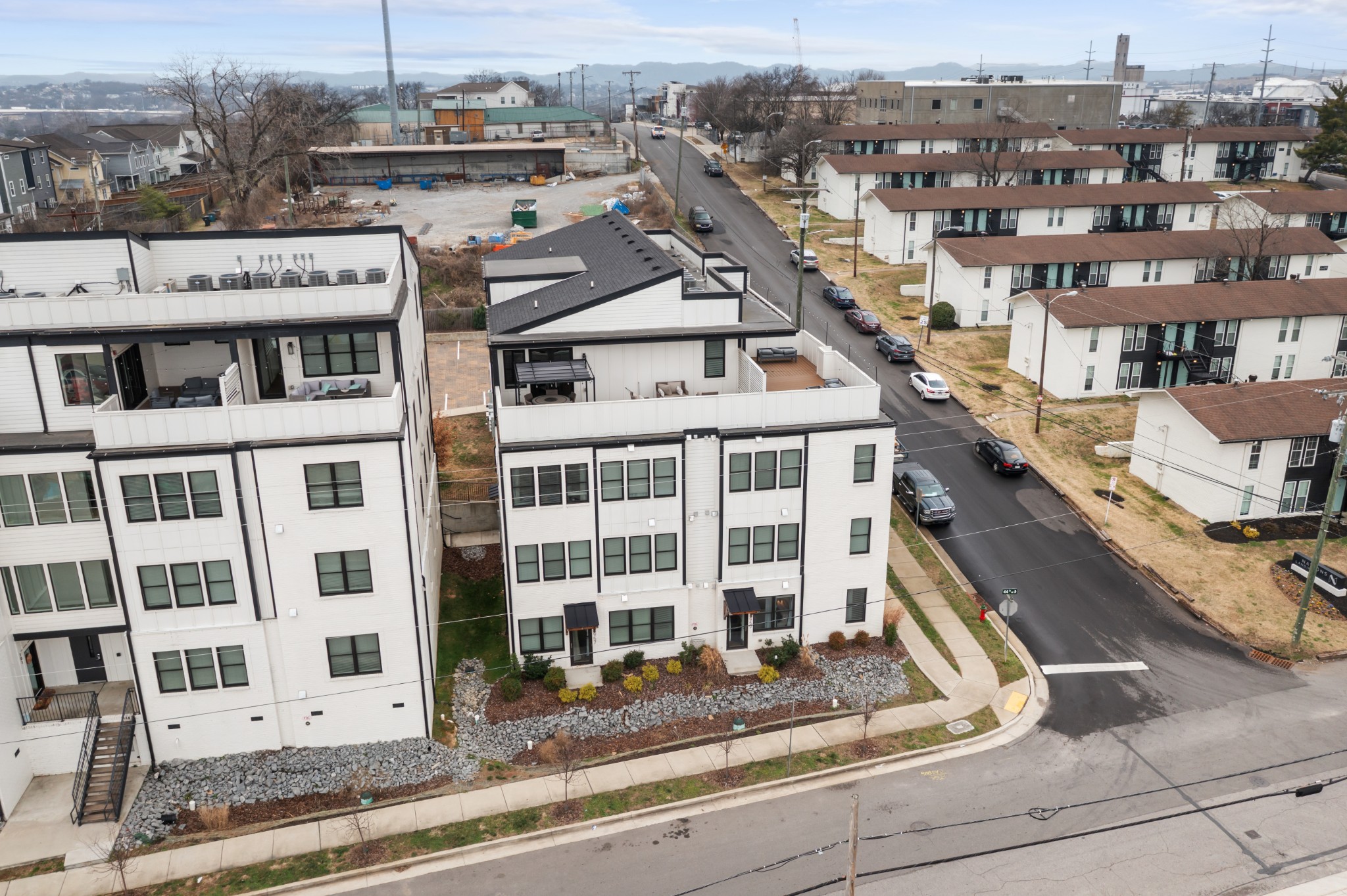 957 44th Ave, N Nashville TN 37209