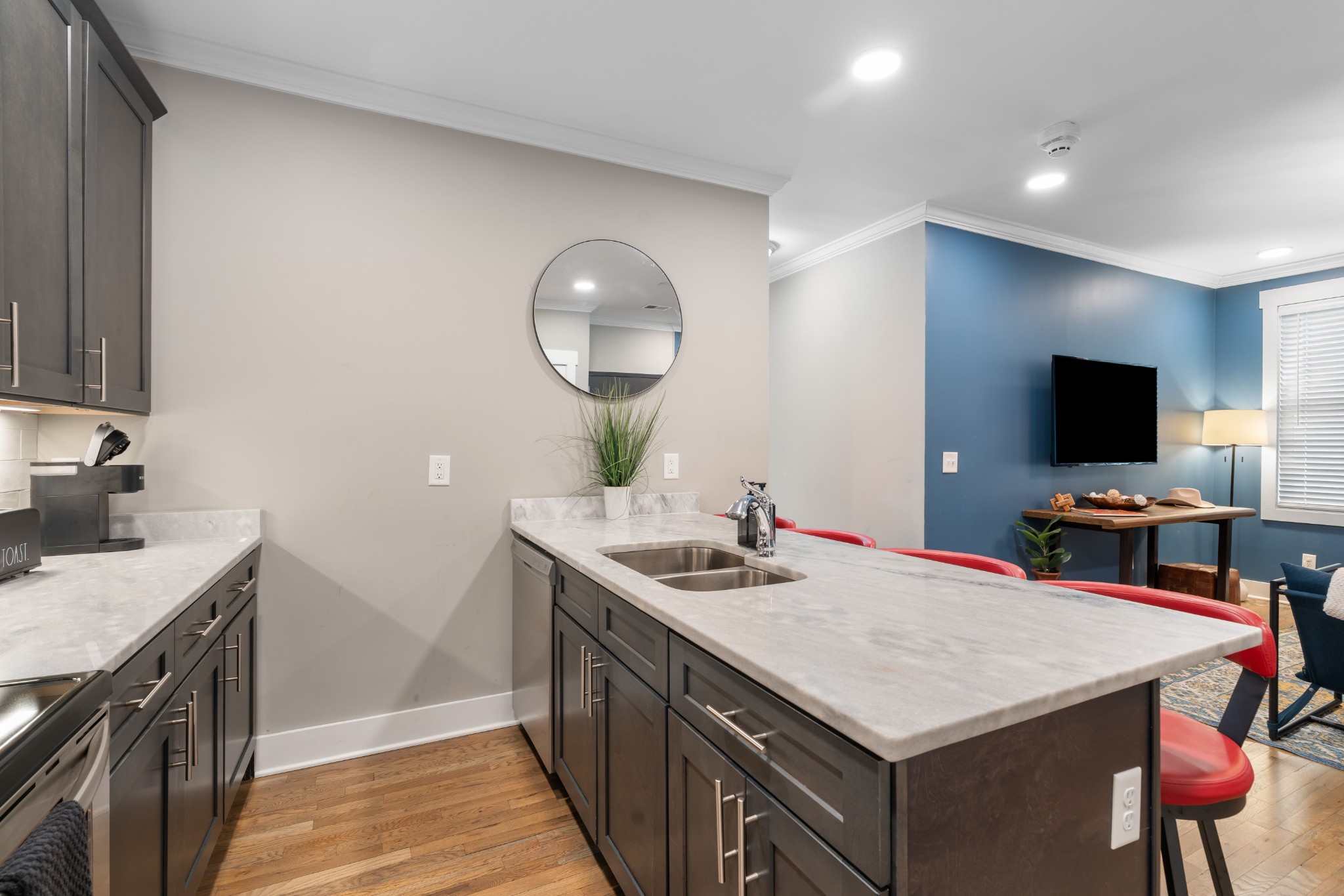 957 44th Ave, N Nashville TN 37209