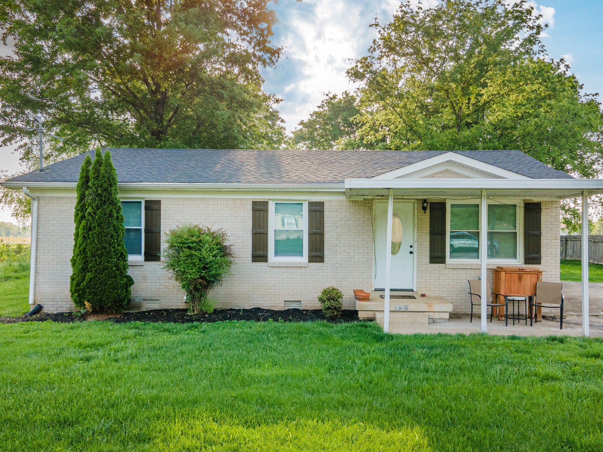 102 Lakeside Drive Columbia TN 38401