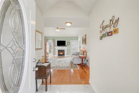 1002 Roland Court Cottontown TN 37048