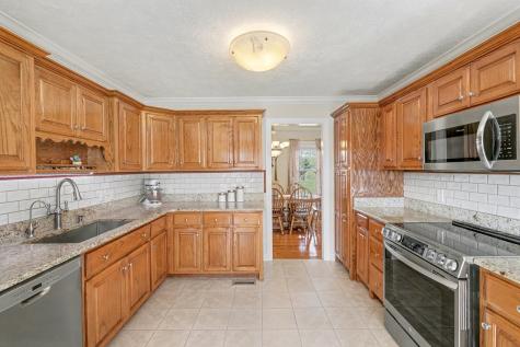 1002 Roland Court Cottontown TN 37048