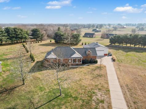 1002 Roland Court Cottontown TN 37048