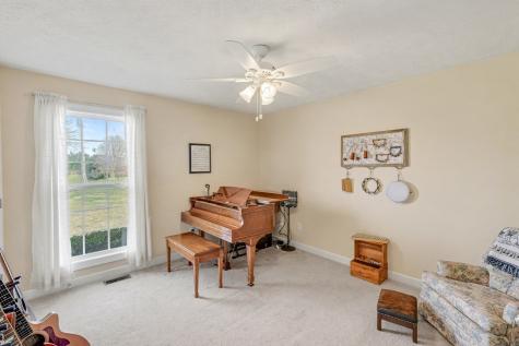 1002 Roland Court Cottontown TN 37048