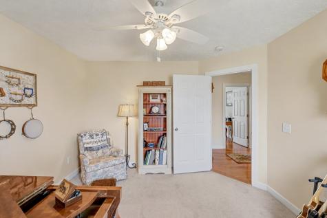 1002 Roland Court Cottontown TN 37048