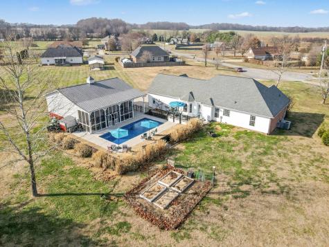 1002 Roland Court Cottontown TN 37048