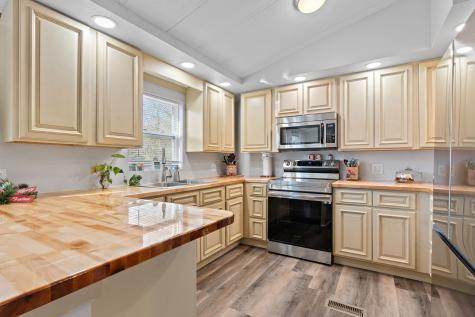 141 Mount Vernon Road Bethpage TN 37022