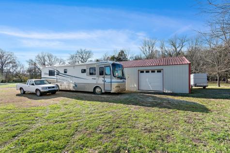 141 Mount Vernon Road Bethpage TN 37022