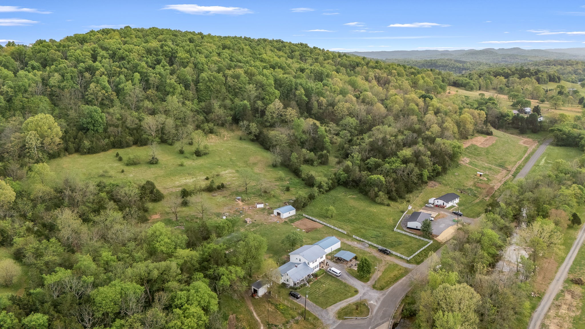 1036 Locke Creek Road Readyville TN 37149