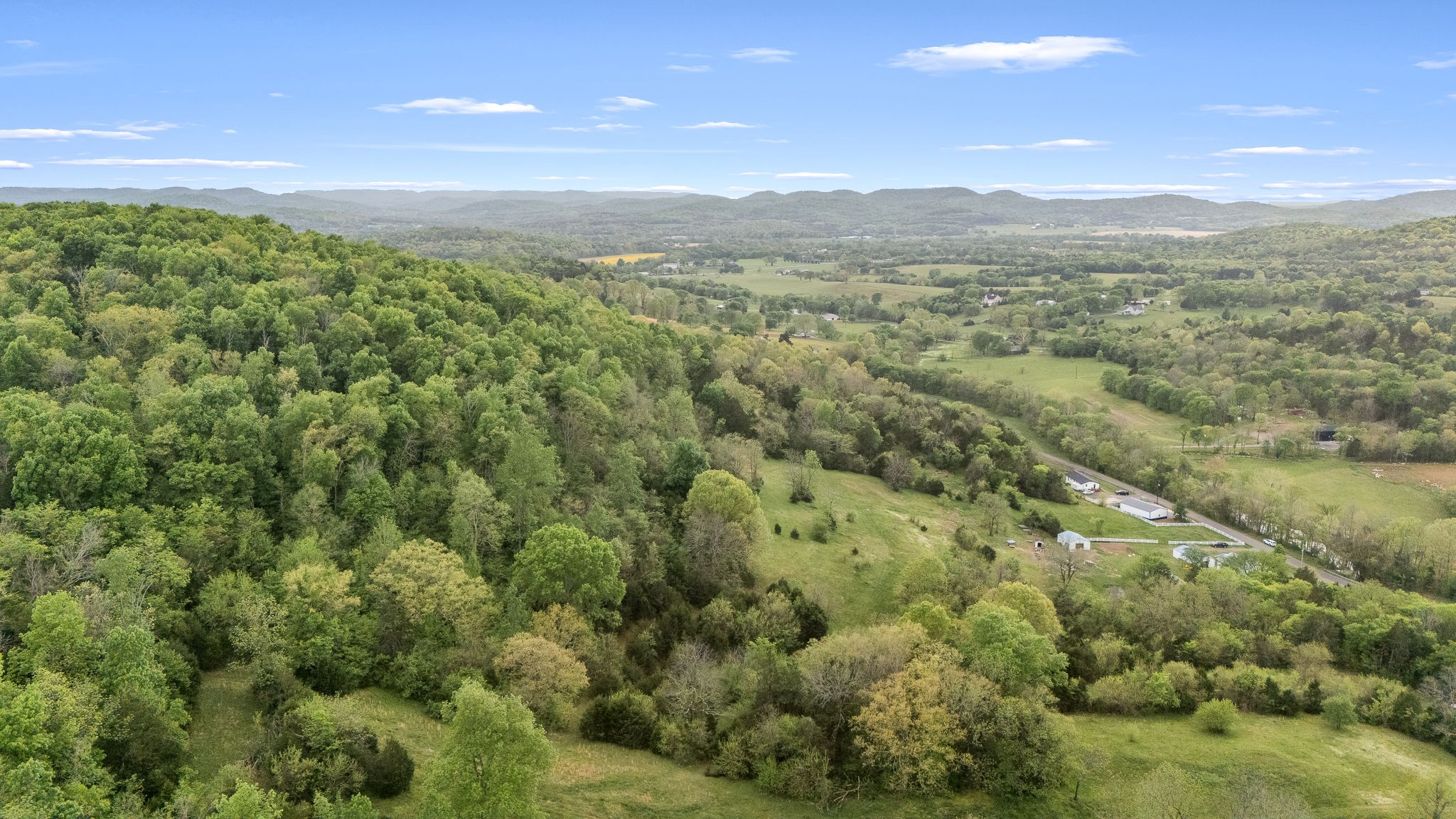 1036 Locke Creek Road Readyville TN 37149