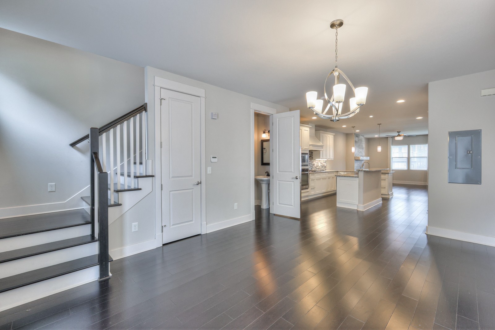 1920B 14th Ave, N Nashville TN 37208