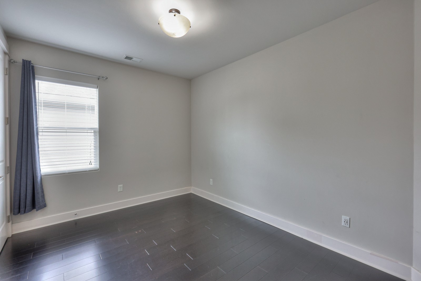 1920B 14th Ave, N Nashville TN 37208