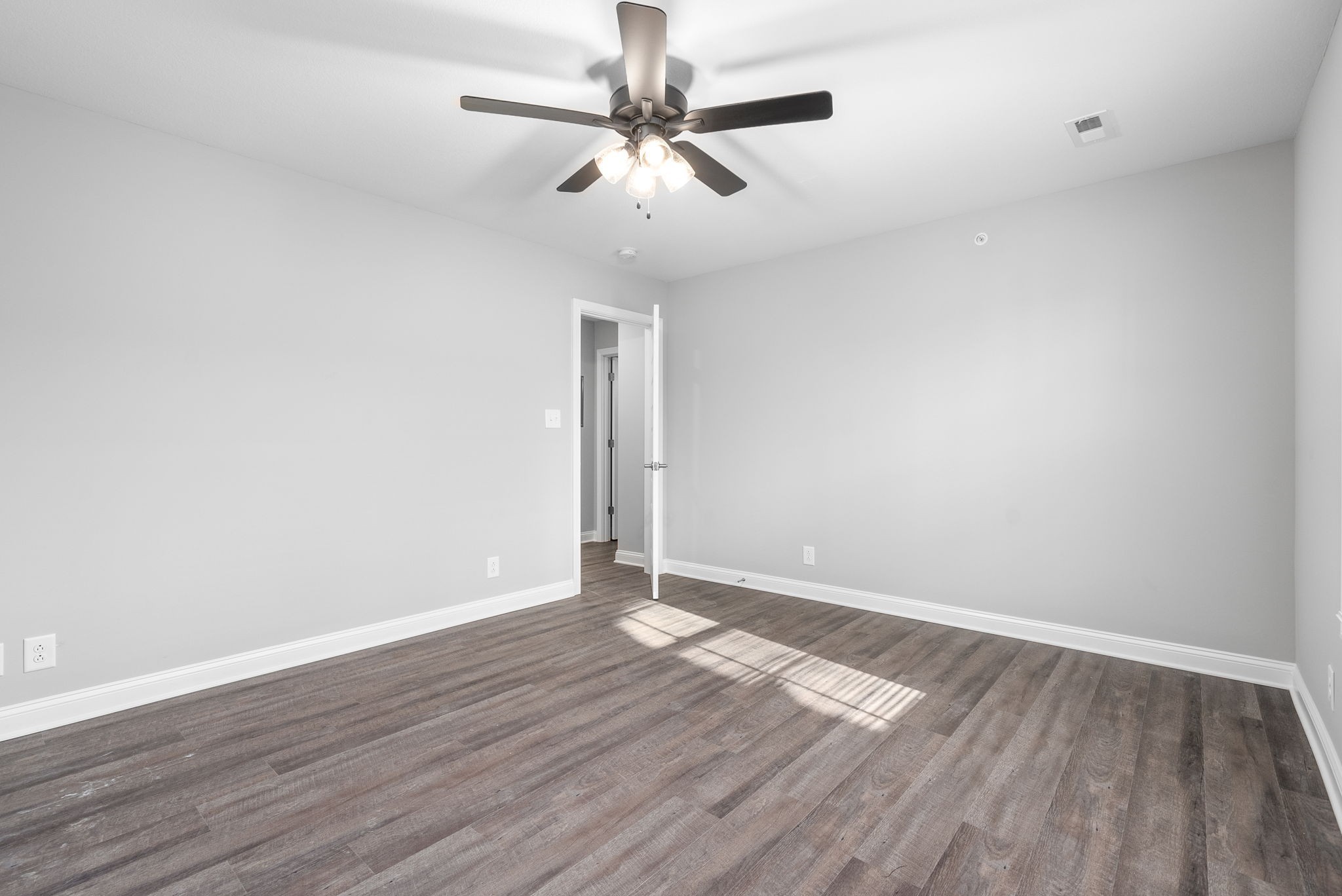 2824 Highway 41a, S Clarksville TN 37043