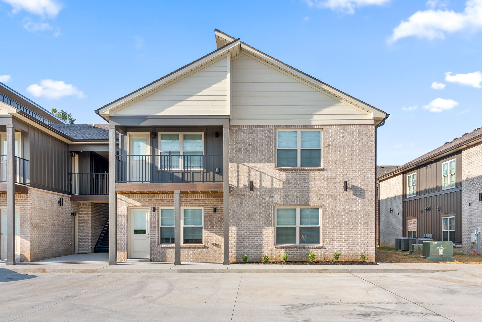 2824 Highway 41a, S Clarksville TN 37043